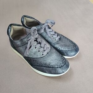 Naturalizer Size 7 Jimi 2 Lace-Up Fashion Sneaker Gray Silver Metallic Comfort